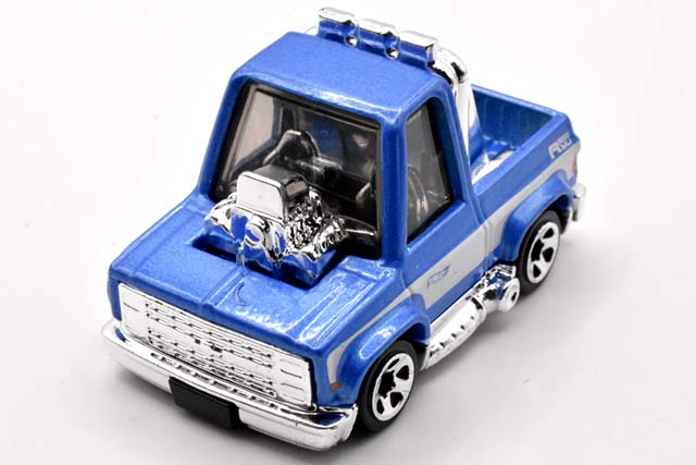 TOON'D '83 CHEVY SILVERADOのレビュー！”ホットウィールのチョロQ”な 