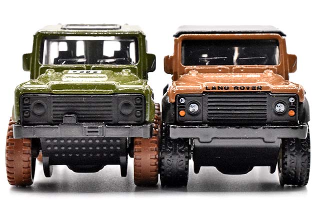 Hot Wheels Land Rover Defender 110 Hard Top Batman Pop Culture - Scala 1/64, Modello HCN95