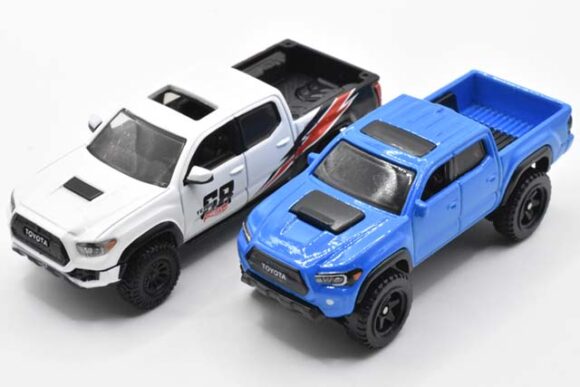 Hot Wheels Elite64 1/64 – '17 Toyota Tacoma Mod Shop 2024 – Blanche – Collection